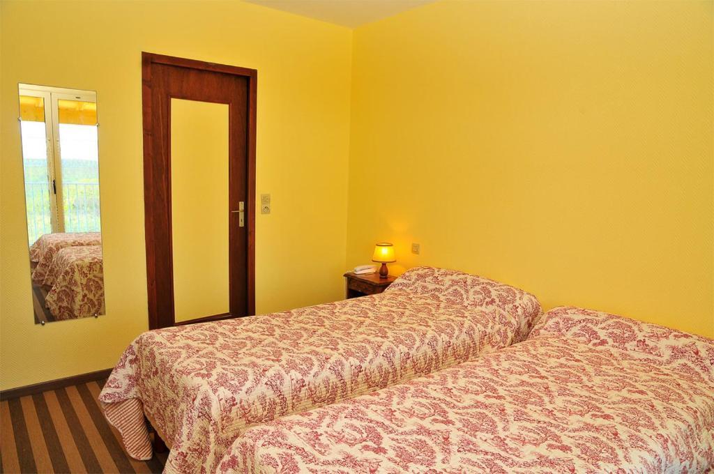 Domaine De La Condamine Hotel Marquay Room photo